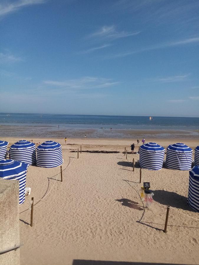 O Douceurs Sucrees Cabourg Bed and Breakfast Buitenkant foto